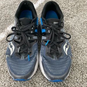 Saucony running shoes men
